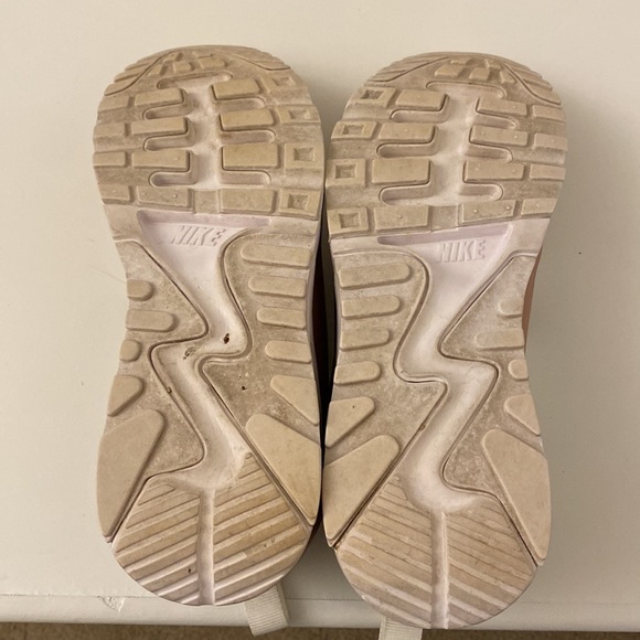 Nike Air Max - Picture 4 of 5